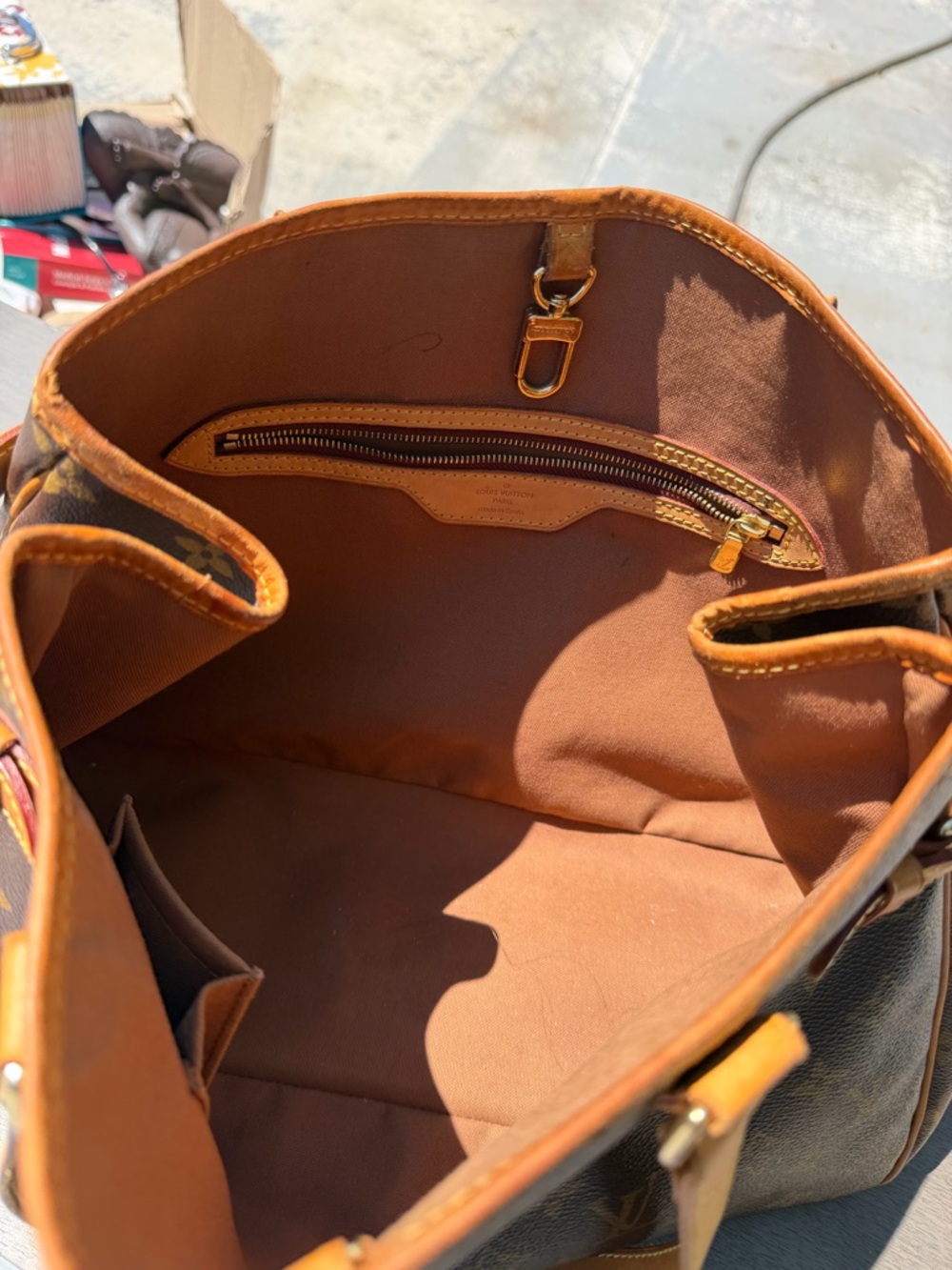Louis Vuitton Monogram Canvas Shoulder Bag in Brown and Tan - Picture 4 of 6